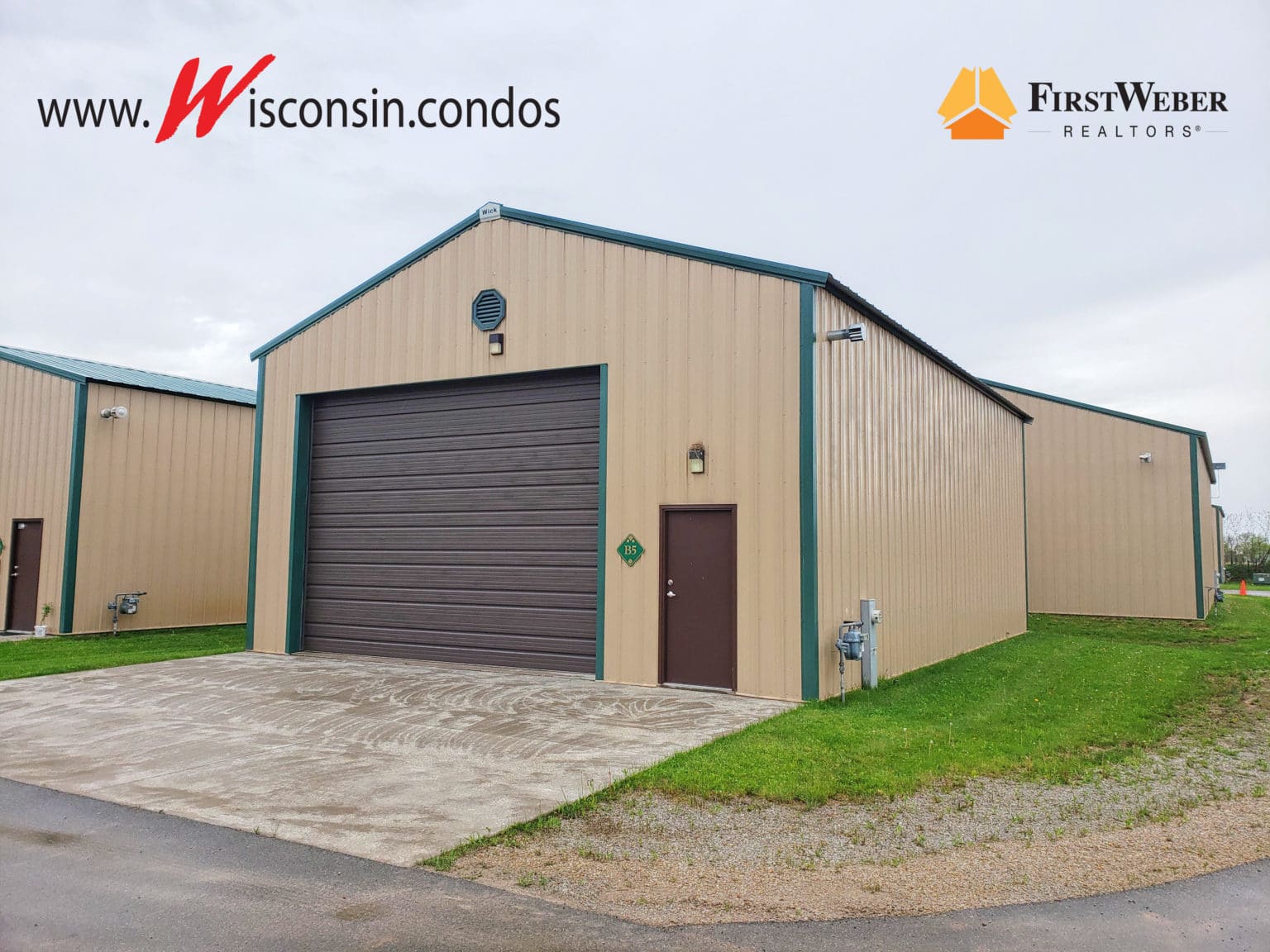 N1523 Mayflower condo Greenville www.Wisconsin.condos